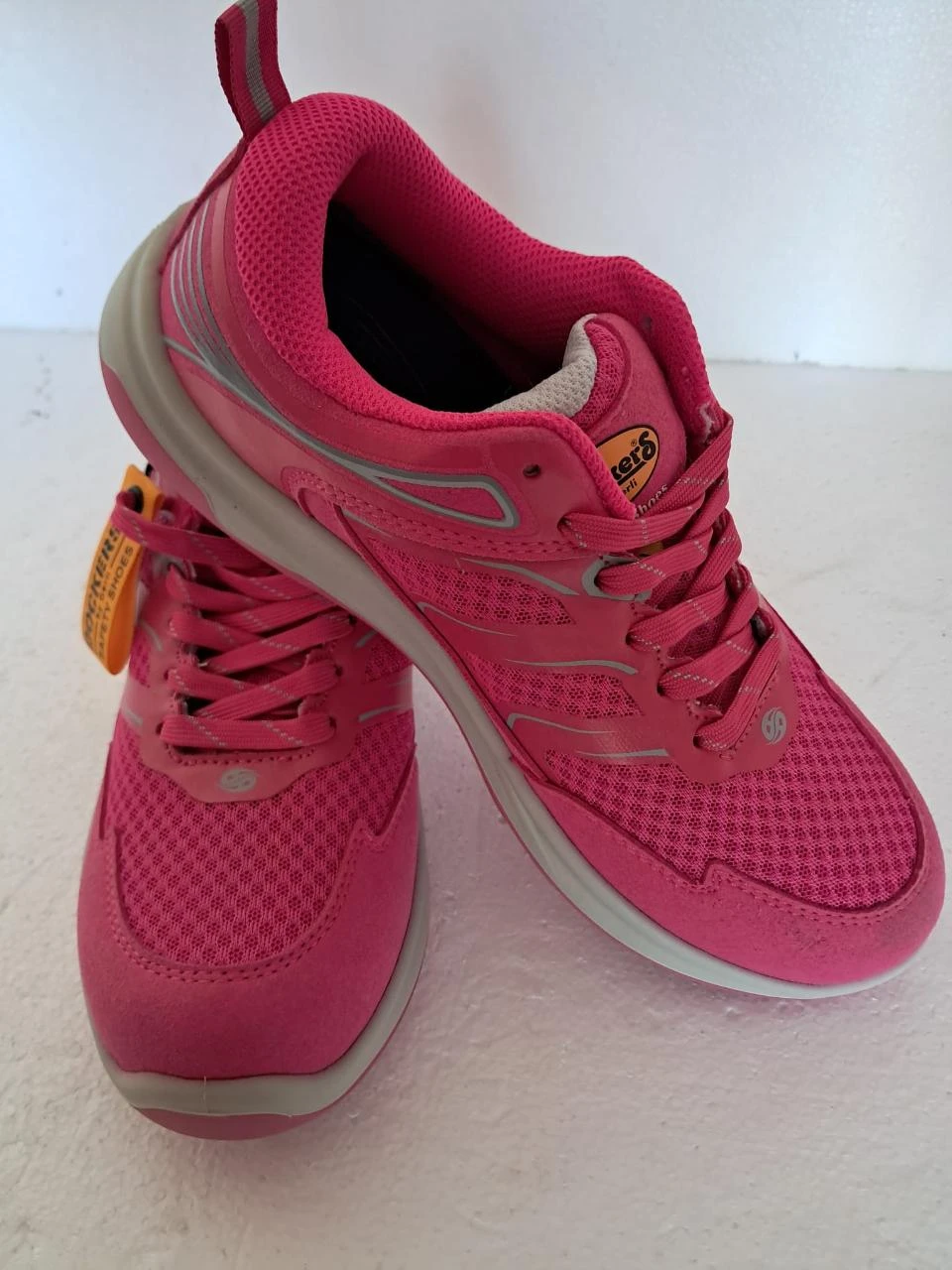 Magnifiques paire de Chaussures de sécurité femme pointure 39 neuve – photo 4